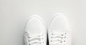 fehér cipő